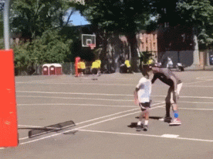 GIF：好一个力量型选手！