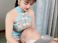 虽说要贴心服务，但距离也要控制好